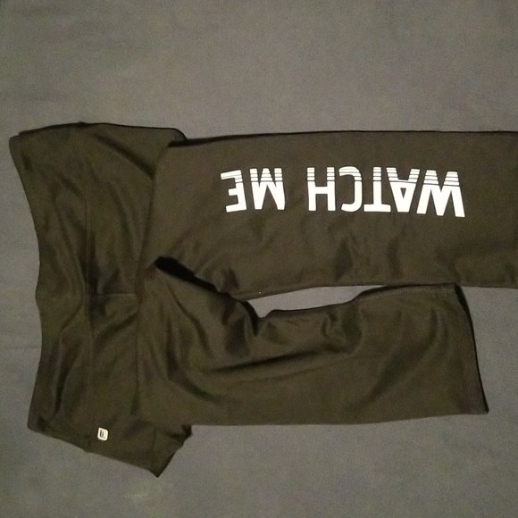 Fabletics "Watch Me" Leggings - Picture 5 of 6